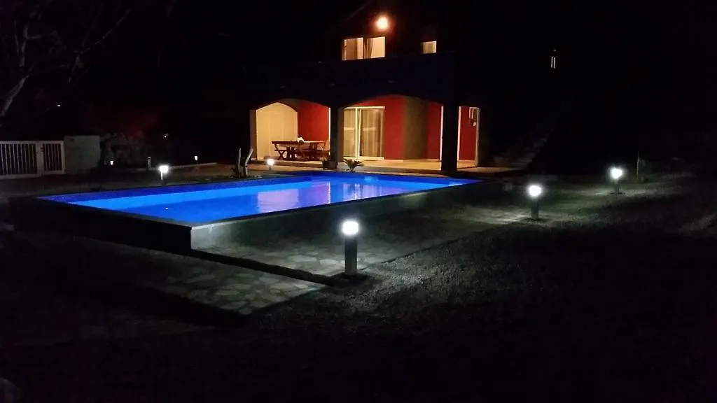 House With Swimming Pool Blue Diamond Apartment Povljana