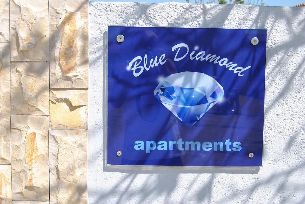 House With Swimming Pool Blue Diamond
