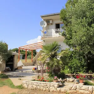 Apartman Branko, Povljana